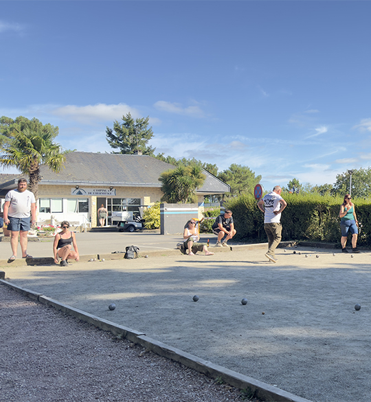 Terrain de pétanque du camping l’Hermitage en Loire-Atlantique