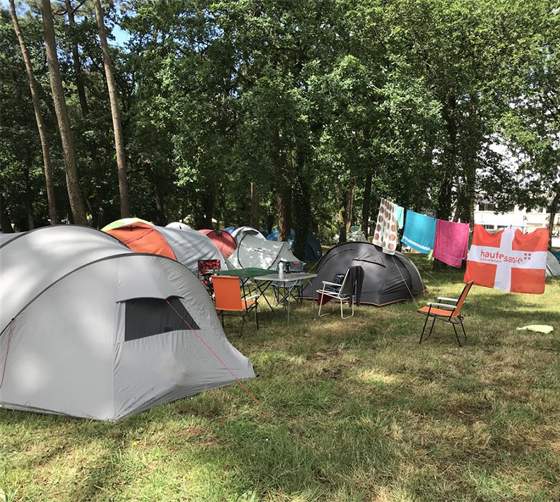 Emplacements de camping pour tente du camping l’Hermitage en Loire-Atlantique